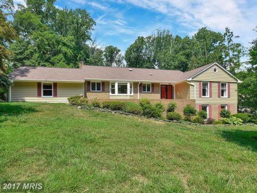 642 Breton Pl, Arnold, MD 21012-1536