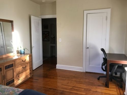 1 Woodlawn Ter, Dover NJ  07869-4172 exterior