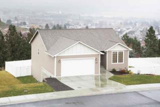 1305 13th St, Selah, WA 98942-8888