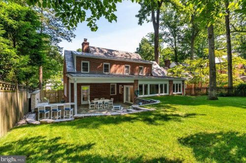 1314 Dl Dr, Silver Spring MD 20910-1601 exterior