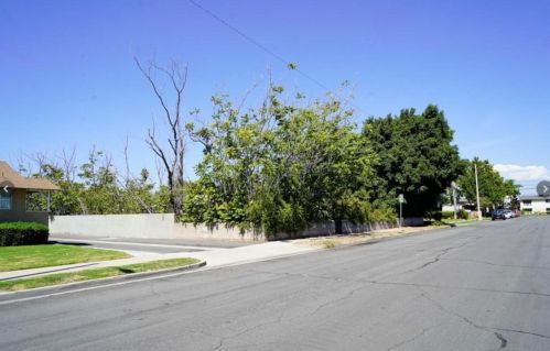 516 State College Blvd, Anaheim CA  92806-2919 exterior