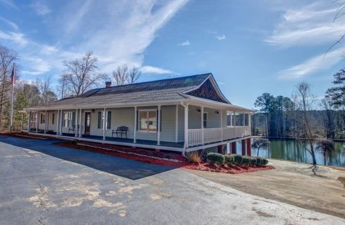 2560 Scheaffer Rd, Conyers GA  30012-2608 exterior