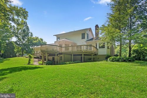 738 Sharpsburg Dr, Davidsonville MD 21035-1927 exterior