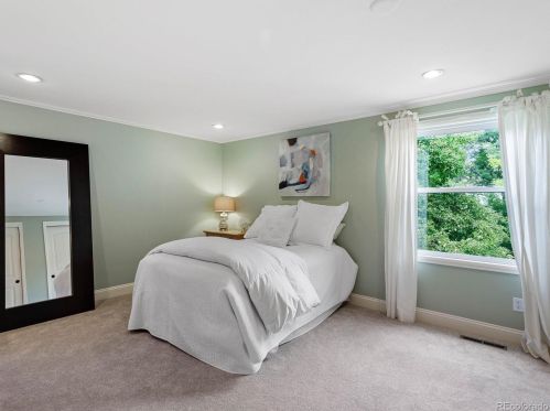 6940 Olive Way, Englewood CO 80112-1124 exterior