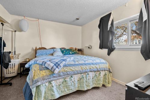 21052 Ida Ave, Denver CO 80015-3304 exterior