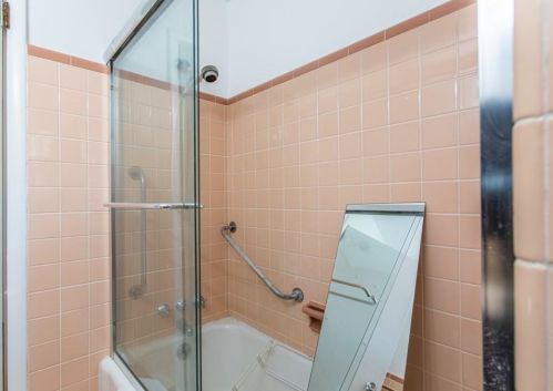 1879 Audubon Dr, Atlanta GA  30329-2706 exterior