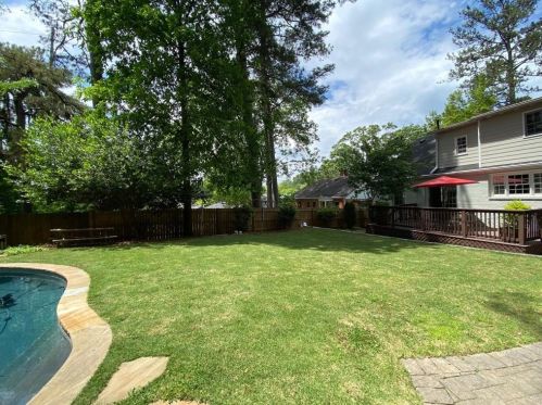 627 Hillpine Dr, Atlanta GA  30306-3222 exterior
