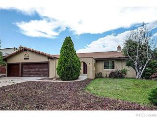 5490 Camargo Rd, Littleton CO  80123-2924 exterior