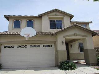 6935 Lisa Dr, Fontana, CA 92336-5772