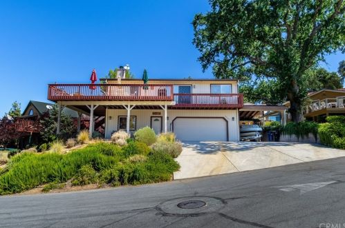 8809 Circle Oak Dr, Lake Nacimiento, CA 93426-9614