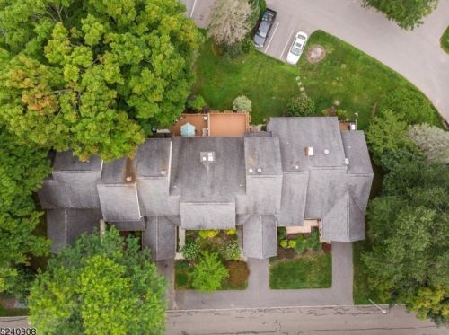 62 Goldfinch Dr, Hackettstown NJ  07840-3008 exterior