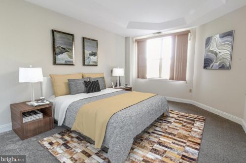 2202 Windrow Dr, Princeton, NJ 08540-5022