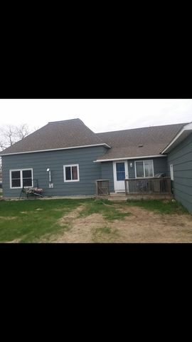 216 1st Ave, Bertha, MN 56437-1112