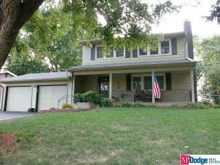 1702 Betz Rd, Bellevue, NE 68005-3030