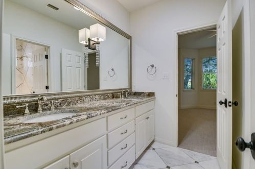 3001 Chatelaine Dr, Austin TX  78746-6895 exterior