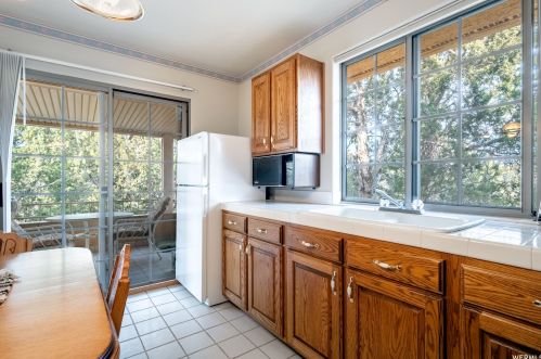 1821 Dammeron Vly, Saint George UT 84783-5156 exterior