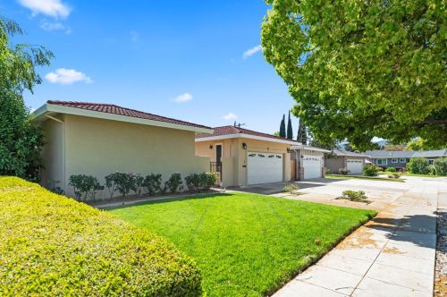 6392 Menlo Dr, San Jose, CA 95120-1824