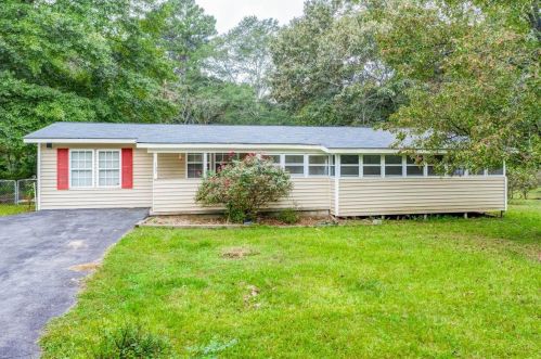 107 Robinhood Dr, Holly Springs, GA 30188-4837