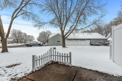 5106 148th St, Saint Paul MN  55124-6923 exterior