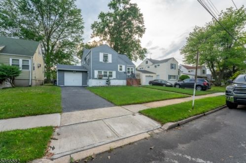 2080 Wall St, Rahway, NJ 07065-5720