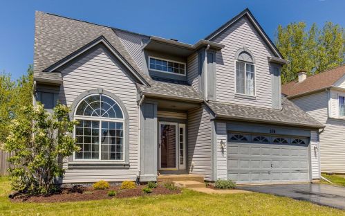 570 Ivory Ln, Hanover Park, IL 60103-1229