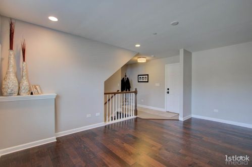 4109 Royal Mews Cir, Naperville IL  60564-7174 exterior