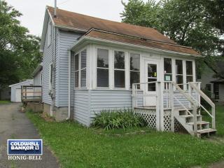 311 Center St, Little Rock, IL 60545-1322