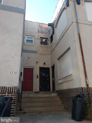 3734 19 St, Philadelphia PA 19140-3543 exterior