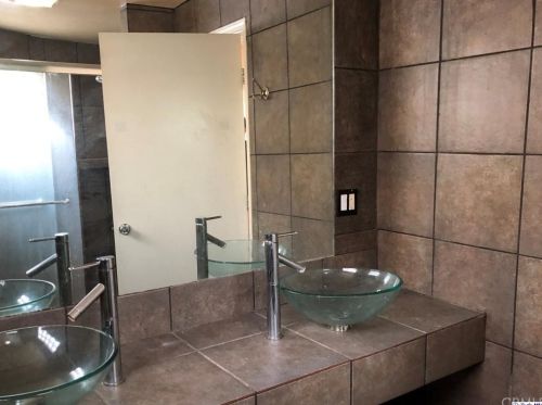 1523 Rock Gln Ave, Glendale CA  91205-4372 exterior