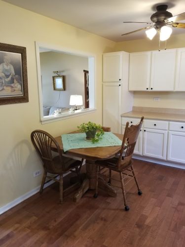 1215 Evergreen Dr, Carol Stream IL  60188-3307 exterior