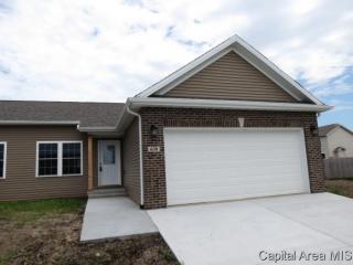 630 Racastle Rd, Chatham, IL 62629