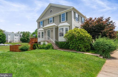 12881 Hyannis Ln, Woodbridge, VA 22193-4938