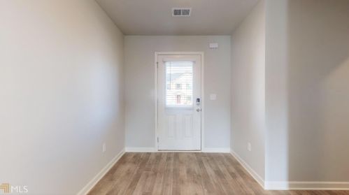 150 Edinburgh Ln, Porterdale, GA 30016-7822