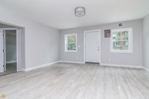 257 Rogers St, Mcdonough GA  30253-3505 exterior