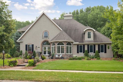 3315 Crestmoor Dr, Saint Paul MN  55125-5006 exterior