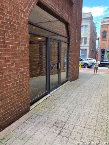 94 Washington St, Norwalk CT  06854-3015 exterior