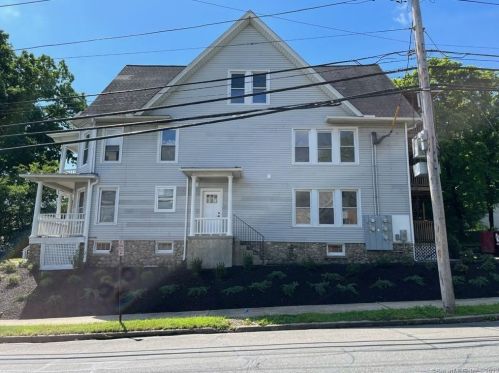 174 Coram Ave, Huntington, CT 06484-3322