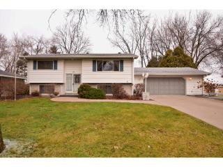 233 69th Ave, Minneapolis MN  55432-4105 exterior