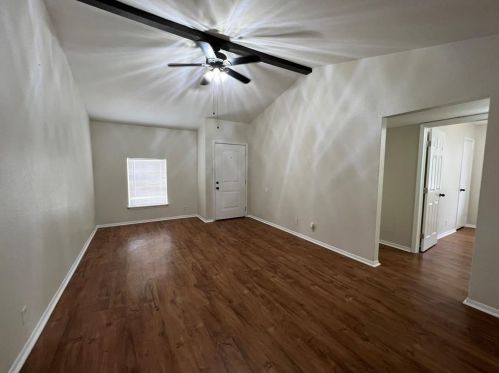 941 Walker St, Angleton TX  77515-4807 exterior