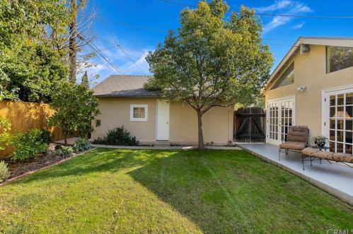 3573 Beechwood Pl, Riverside CA  92506-1214 exterior