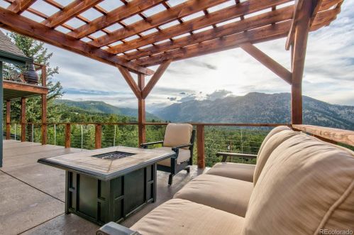 136 Elk Ridge Ln, Boulder, CO 80302-9302