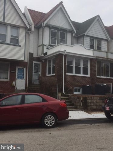 5202 Berks St, Philadelphia, PA 19131-3207