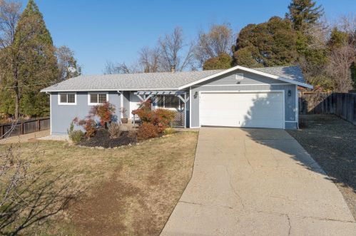 311 Griffith Rd, Diamond Springs, CA 95619-9314