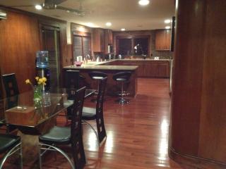 223 Mendham Rd, Morristown, NJ 07960-4804
