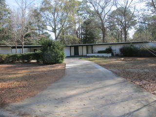 111 Harper St, Jesup, GA 31546-3763