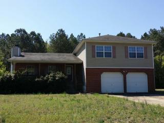 313 King David Dr, Ellenwood, GA 30294-2587
