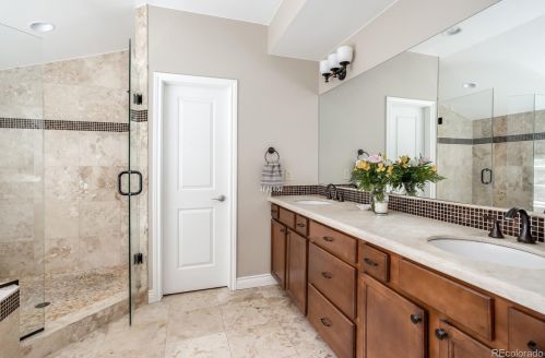 7076 Niagara Ct, Englewood CO 80112-1011 exterior