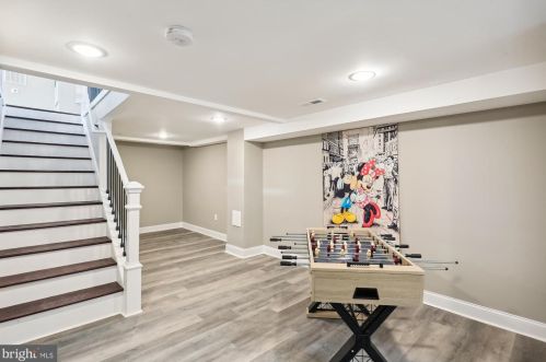 6615 Gude Ave, Silver Spring MD 20912-4827 exterior