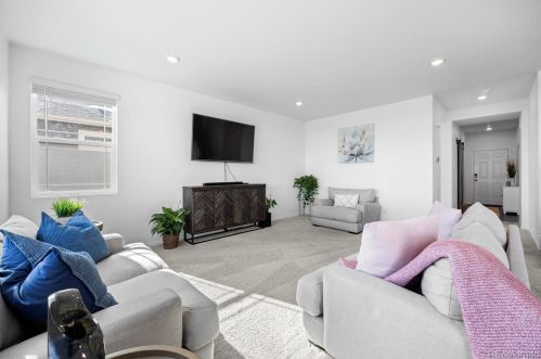 9254 Sedalia St, Denver CO  80022-8853 exterior