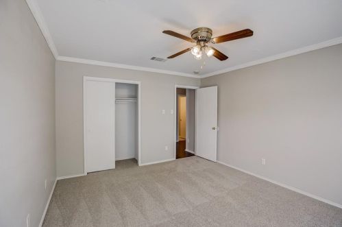 298 Spg Br Loop, Uhland TX 78640-5366 exterior